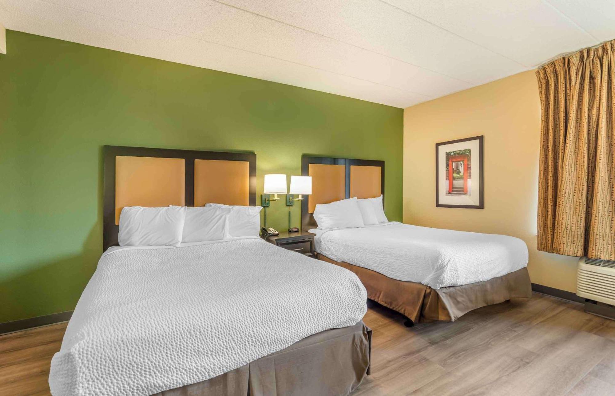 เอ็กซ์เทนด์ สเตย์ อเมริกา ชิคาโก ลอมบาร์ด โอ๊คบรูก Hotel โอ๊คบรูคเทอร์เรซ ภายนอก รูปภาพ